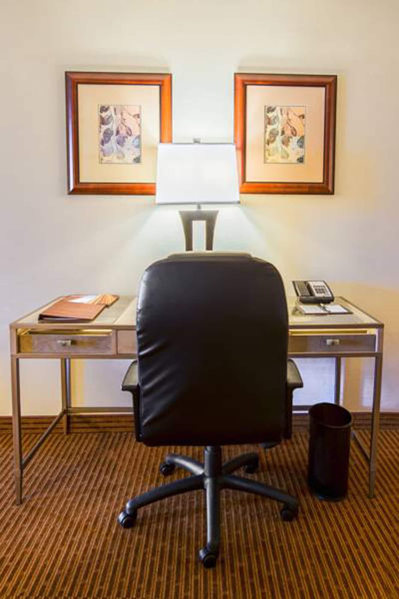 Doubletree By Hilton Philadelphia Airport Hotel Eksteriør billede