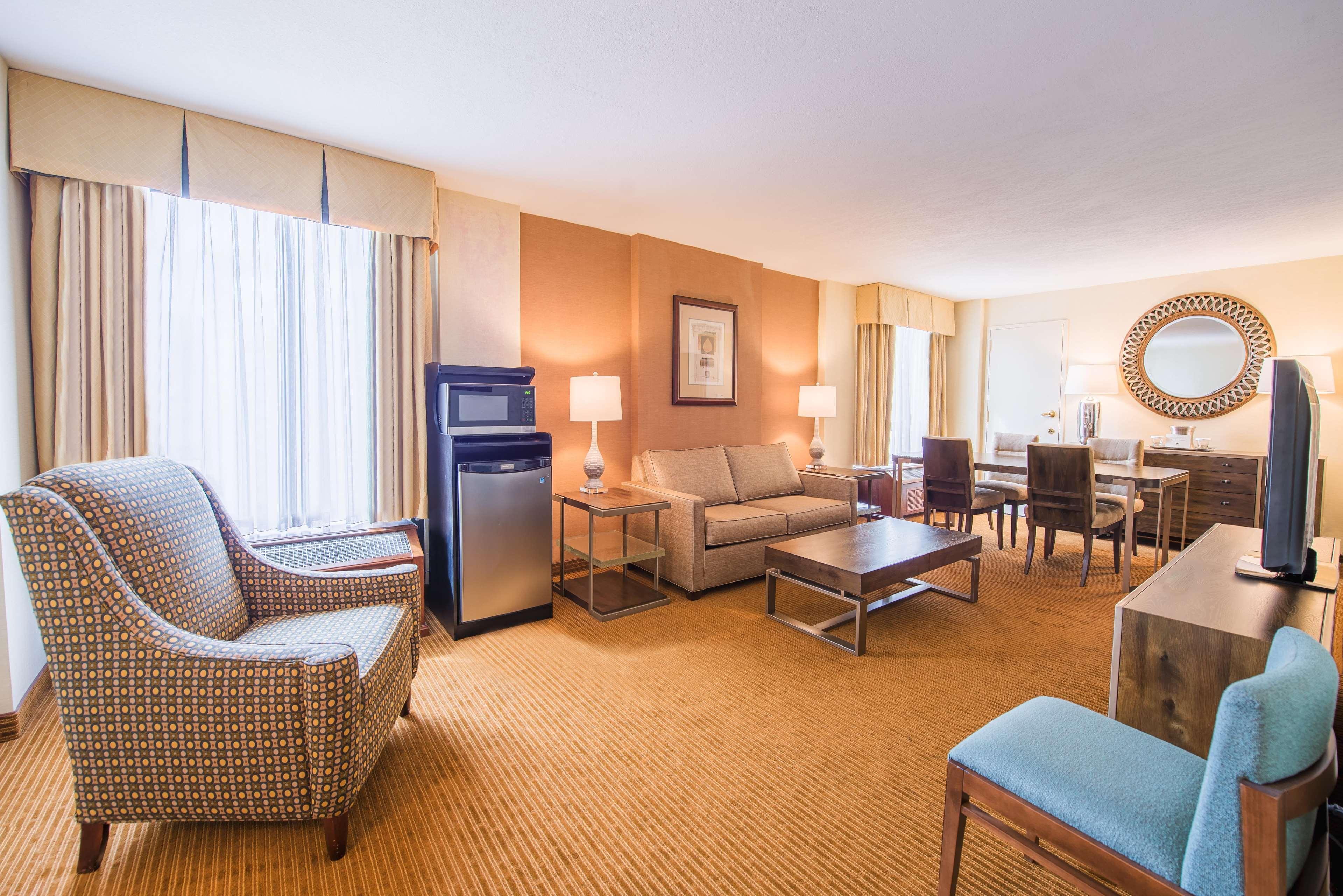 Doubletree By Hilton Philadelphia Airport Hotel Eksteriør billede