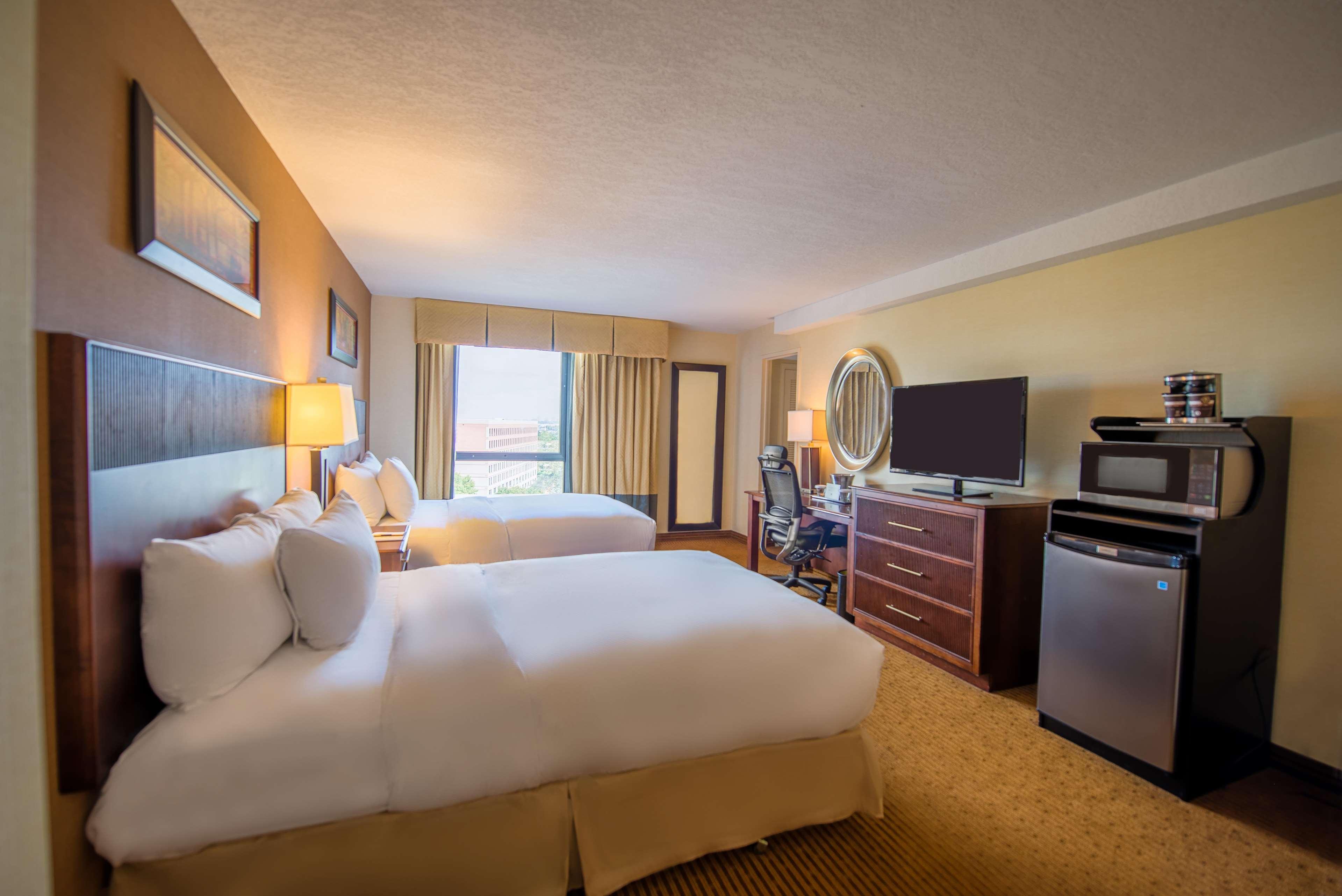 Doubletree By Hilton Philadelphia Airport Hotel Eksteriør billede
