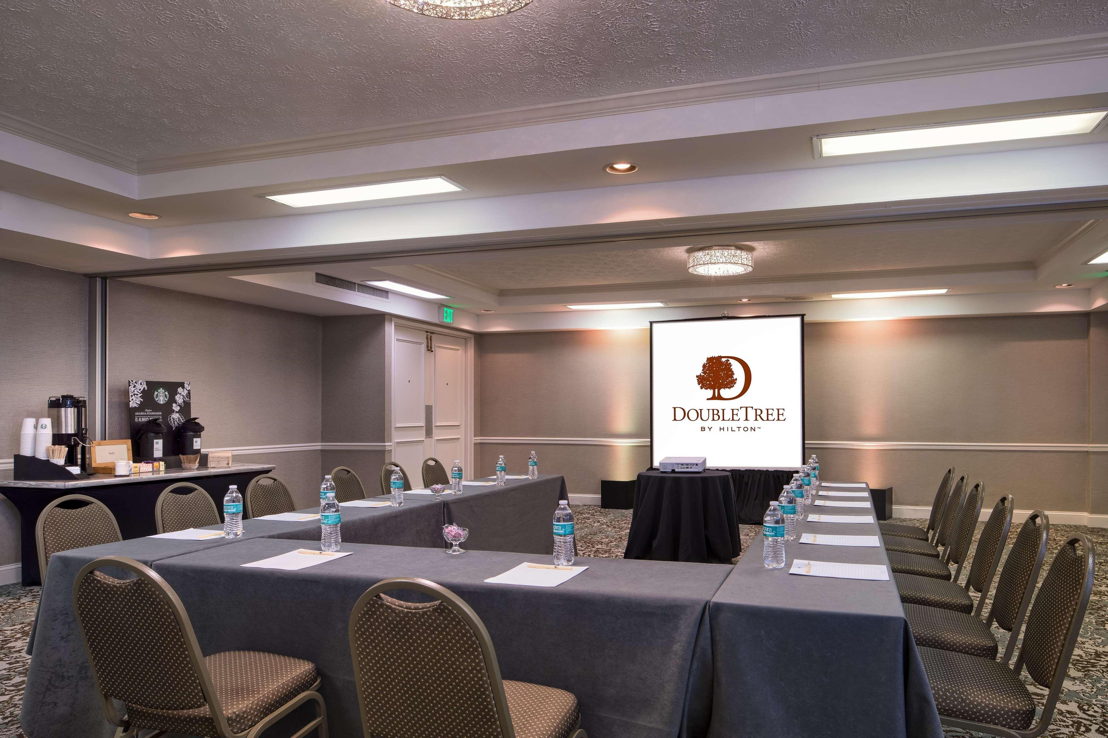 Doubletree By Hilton Philadelphia Airport Hotel Eksteriør billede