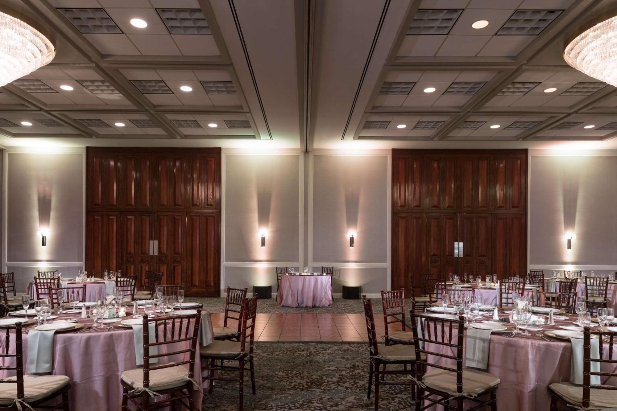 Doubletree By Hilton Philadelphia Airport Hotel Eksteriør billede