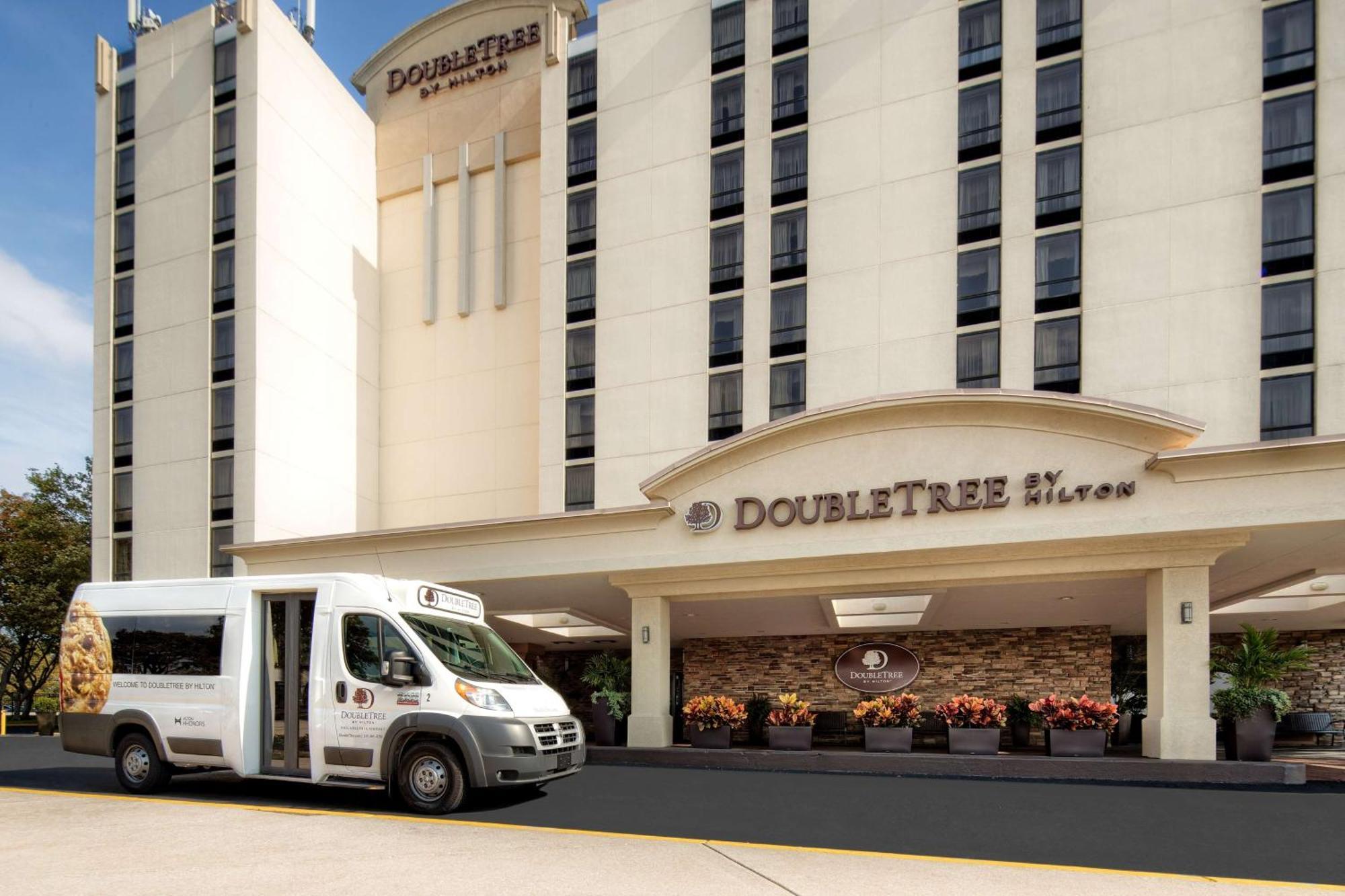 Doubletree By Hilton Philadelphia Airport Hotel Eksteriør billede